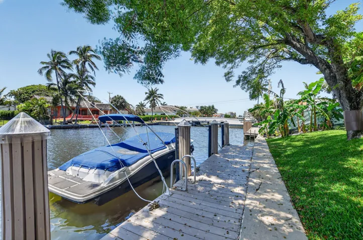 21 Dock