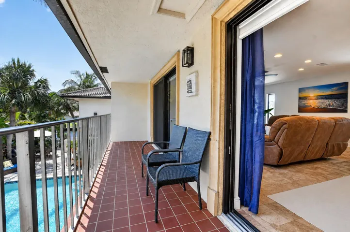 17 Balcony