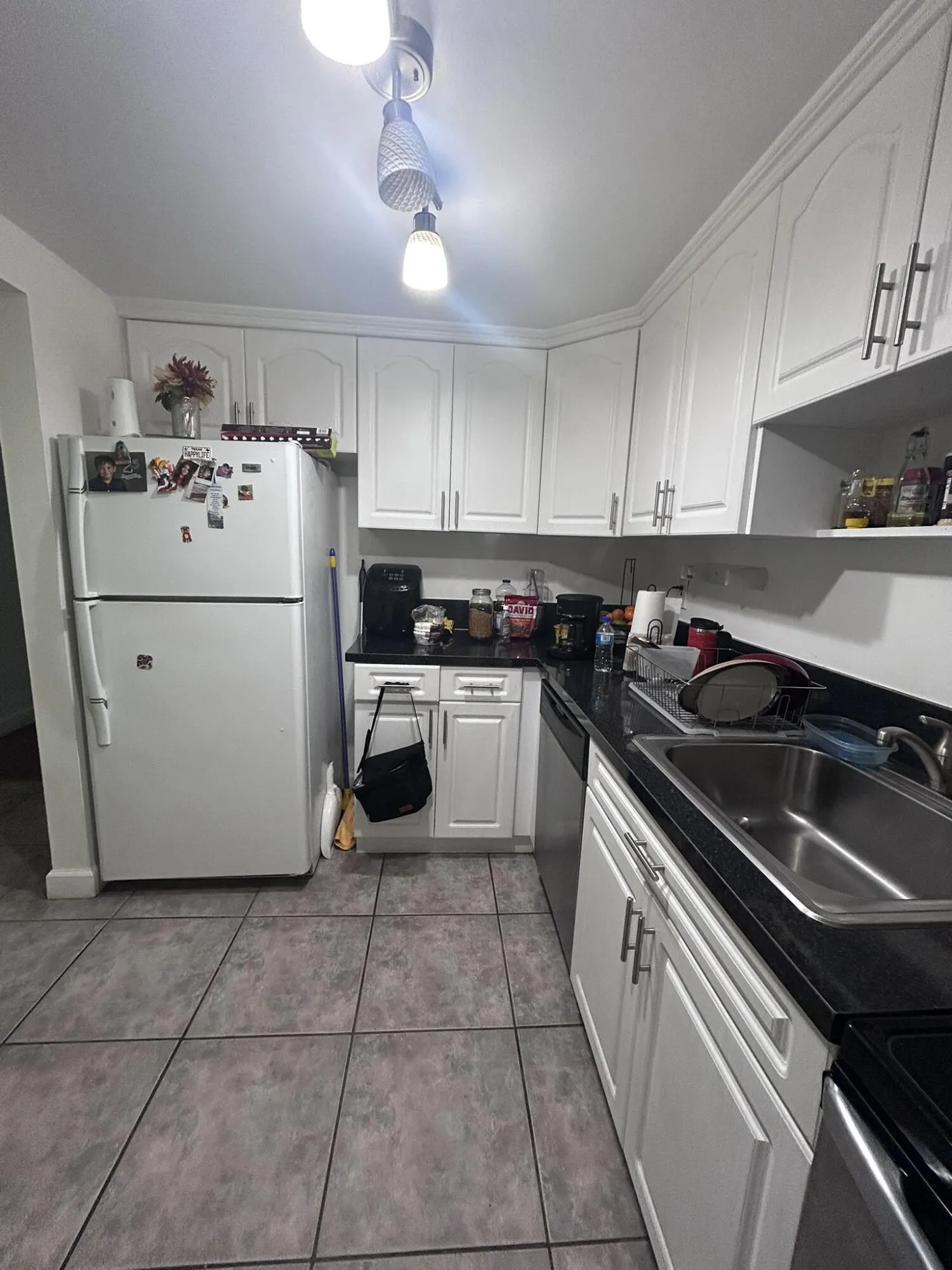 121- Kitchen 1