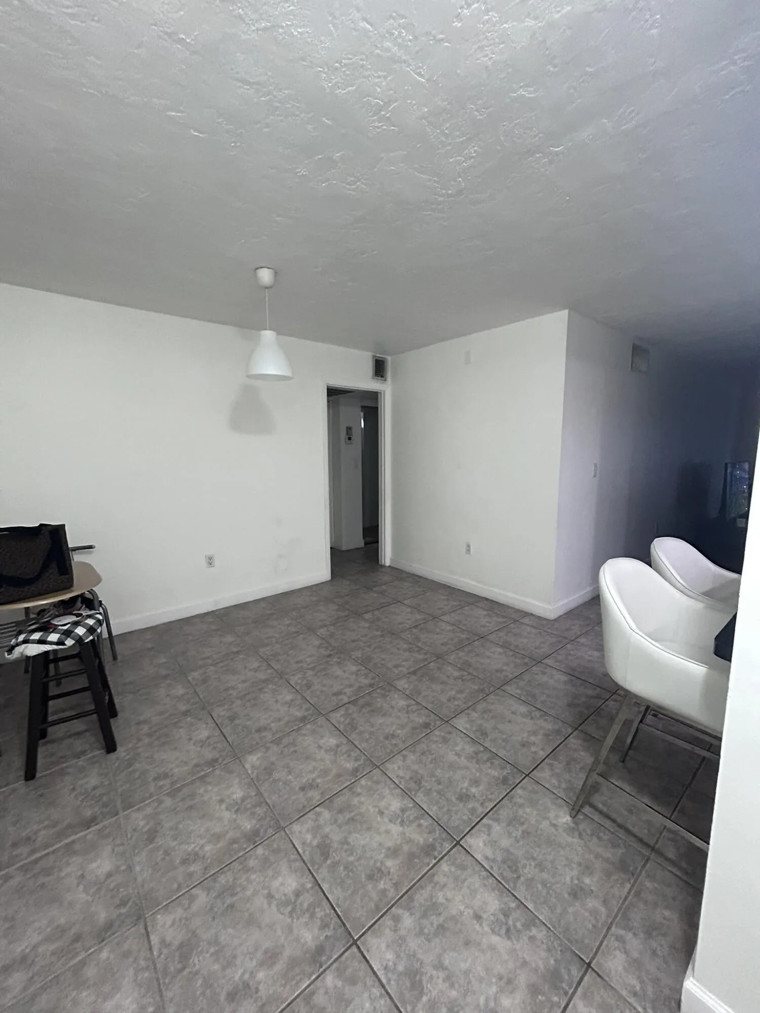 121- Dining Room
