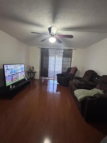 121- Living Room
