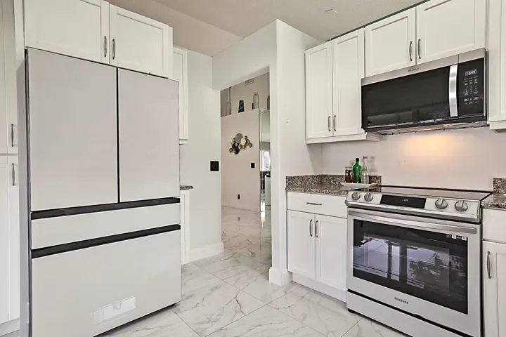 7852 Lake Champlain Court -15