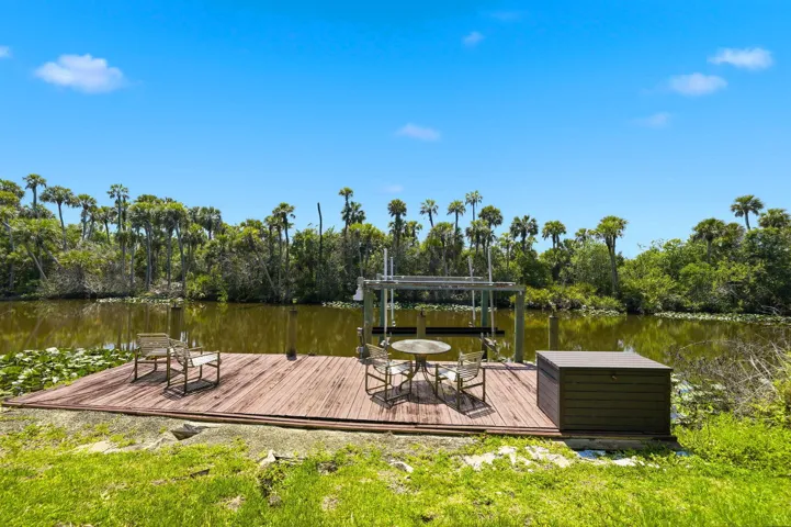 49-web-or-mls-108-carlisle-ln