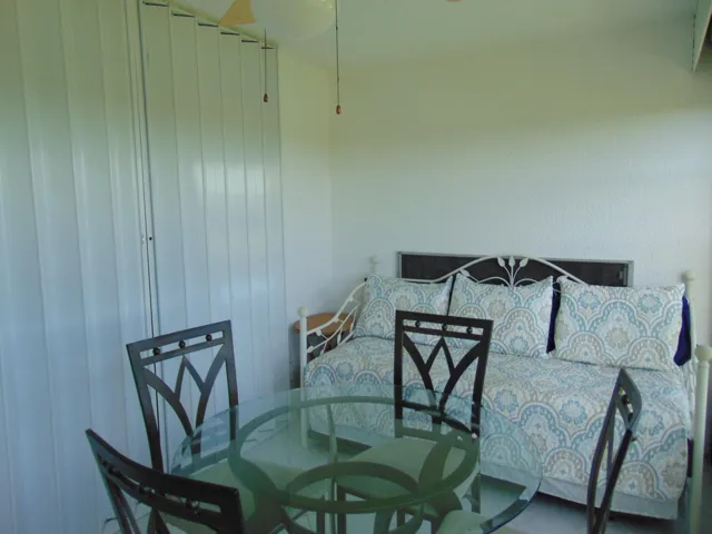 FLORIDA ROOM