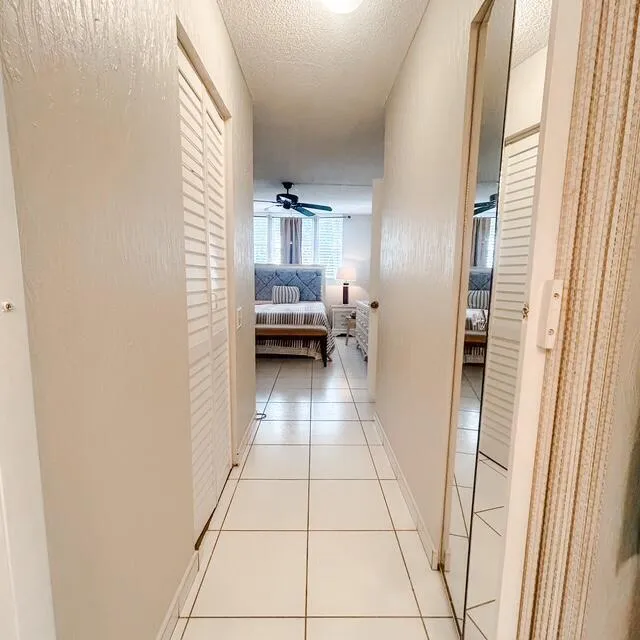 hallway/wallking closed