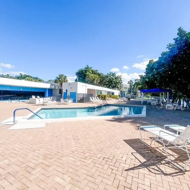 Clubhouse Pool