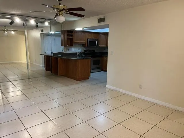 VERY SPACIOUS DINING AREA