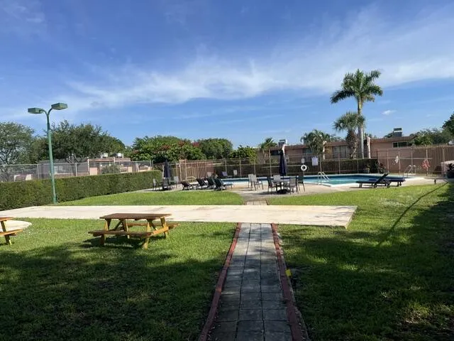 pool area (2)
