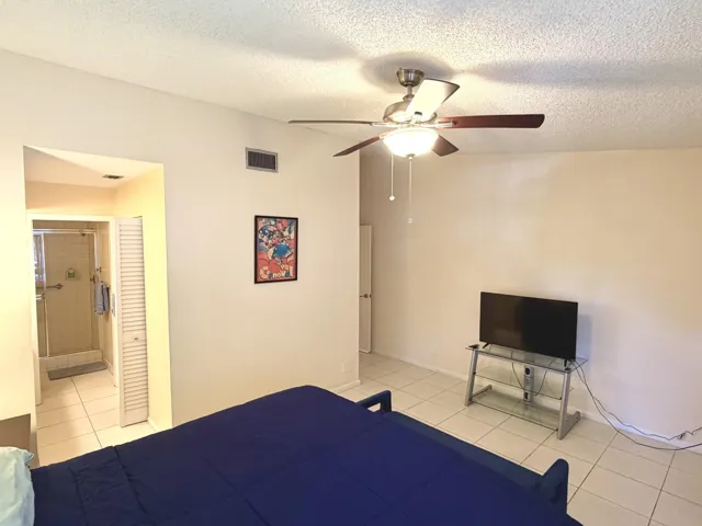Primary En-Suite