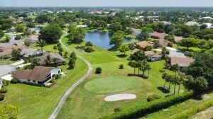 18 Hole Executive Course.