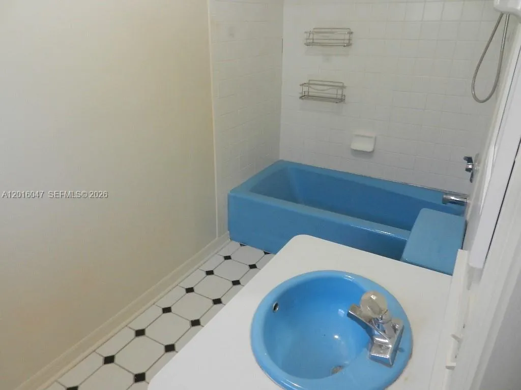 Property photo 64