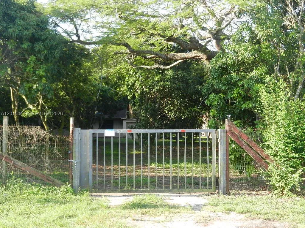 Property photo 82
