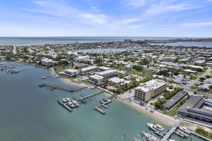 67-web-or-mls-DJI_0310Topaz