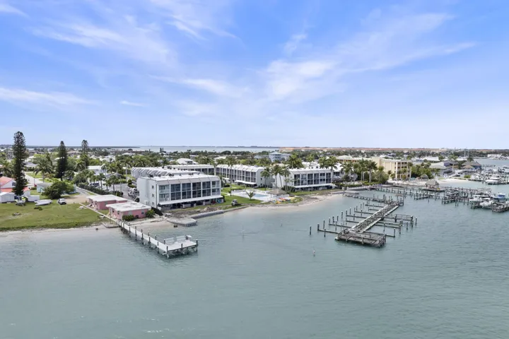 56-web-or-mls-DJI_0287Topaz