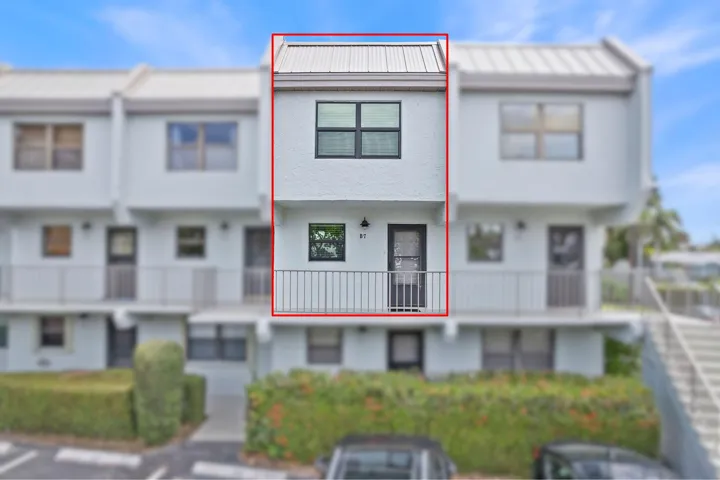 2-web-or-mls-1300 Seaway Dr APT B-7 - Ou