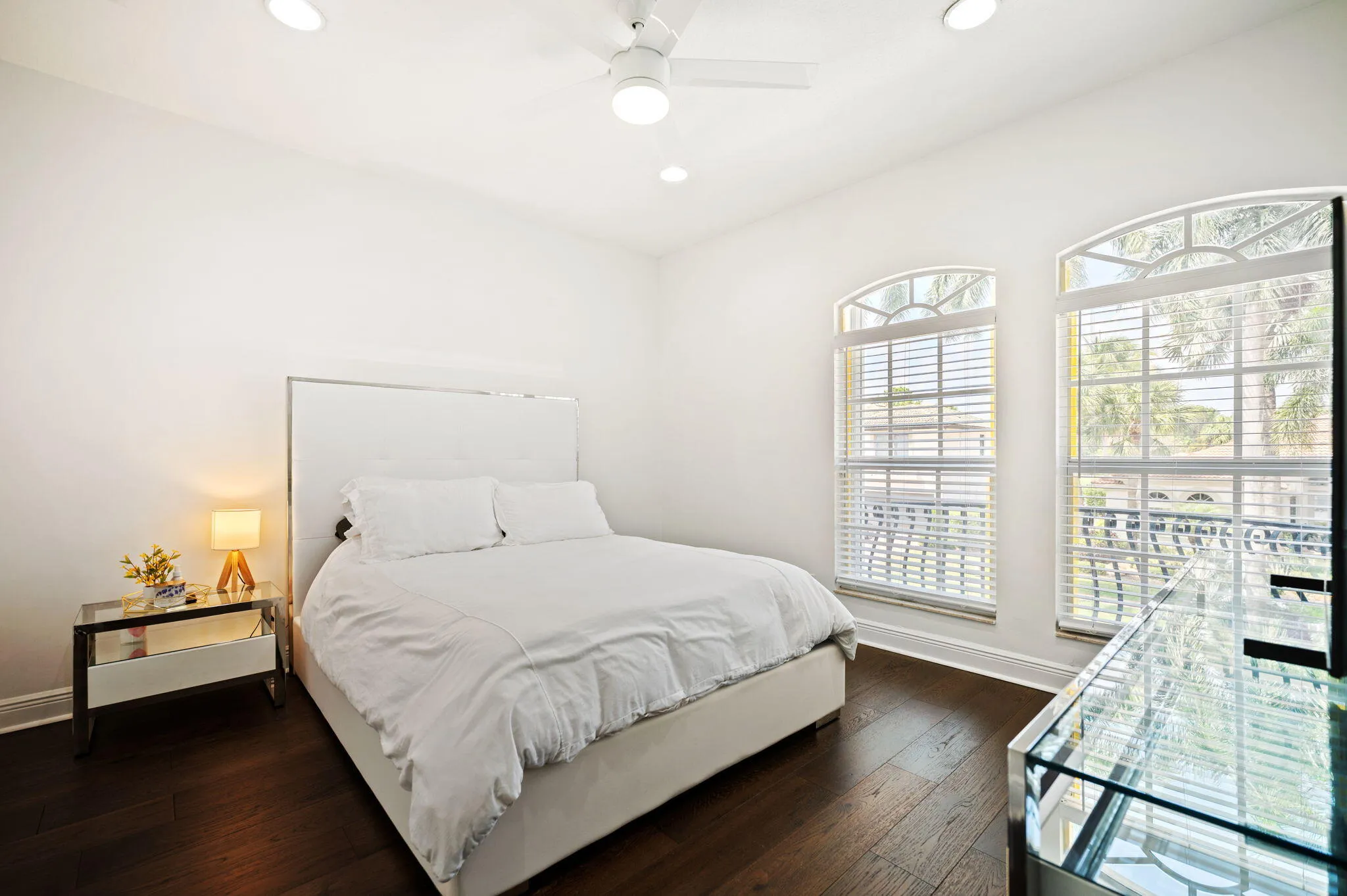 32-web-or-mls-16014-laurel-creek-dr