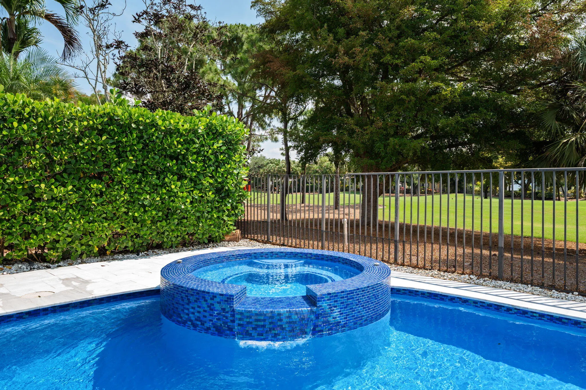 40-web-or-mls-16014-laurel-creek-dr