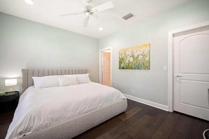 30-web-or-mls-16014-laurel-creek-dr