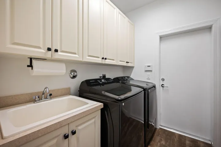 38-web-or-mls-16014-laurel-creek-dr
