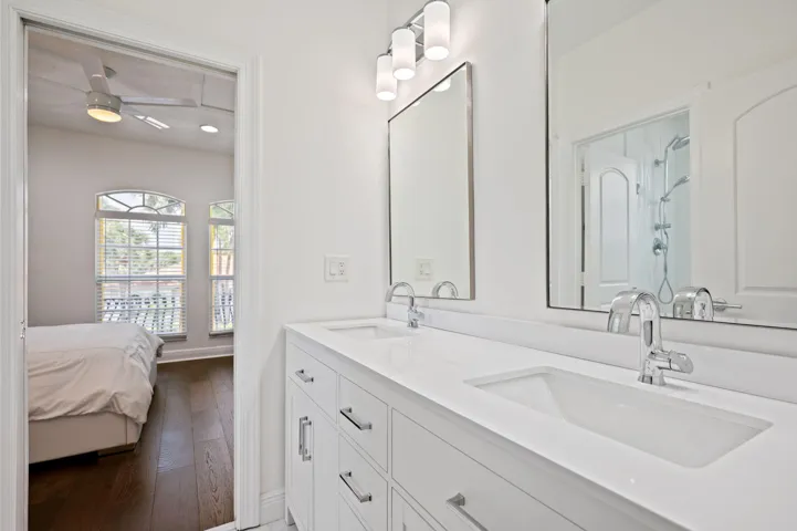 35-web-or-mls-16014-laurel-creek-dr
