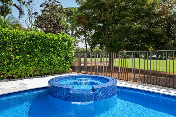 40-web-or-mls-16014-laurel-creek-dr