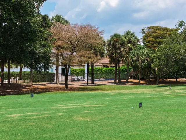 54-web-or-mls-16014-laurel-creek-dr