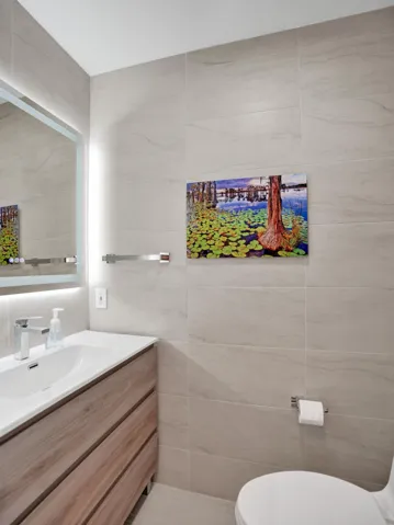 New 1/2 Bath off Family room