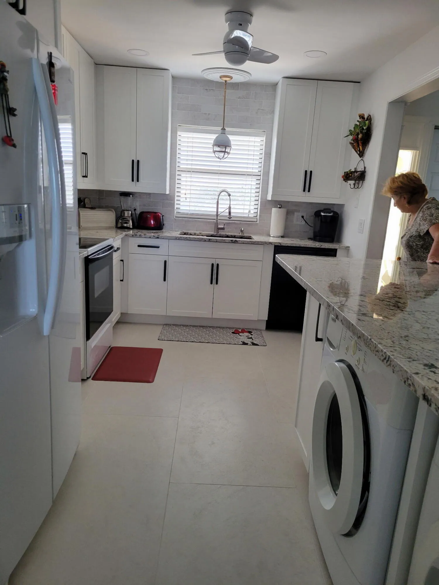 kitchen incl washer/dryer