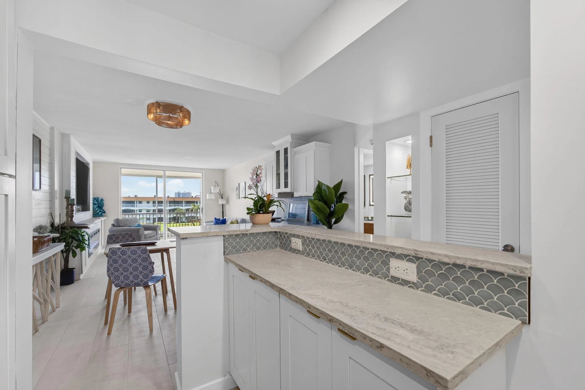 Kitchen Photo #1