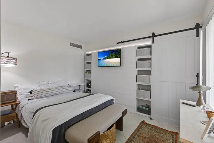 Barn doors add style & privacy