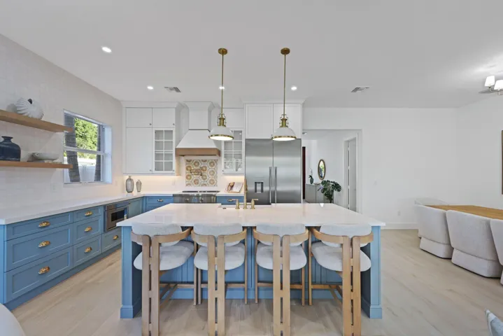 309 Claremont Lane - 19.jpg-SMALL
