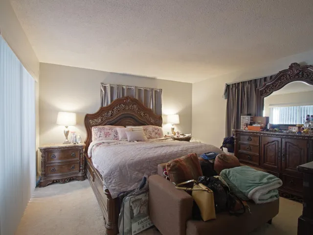 020-022-Primary Bedroom-2048x1536