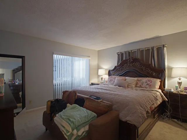 022-020-Primary Bedroom-2048x1536