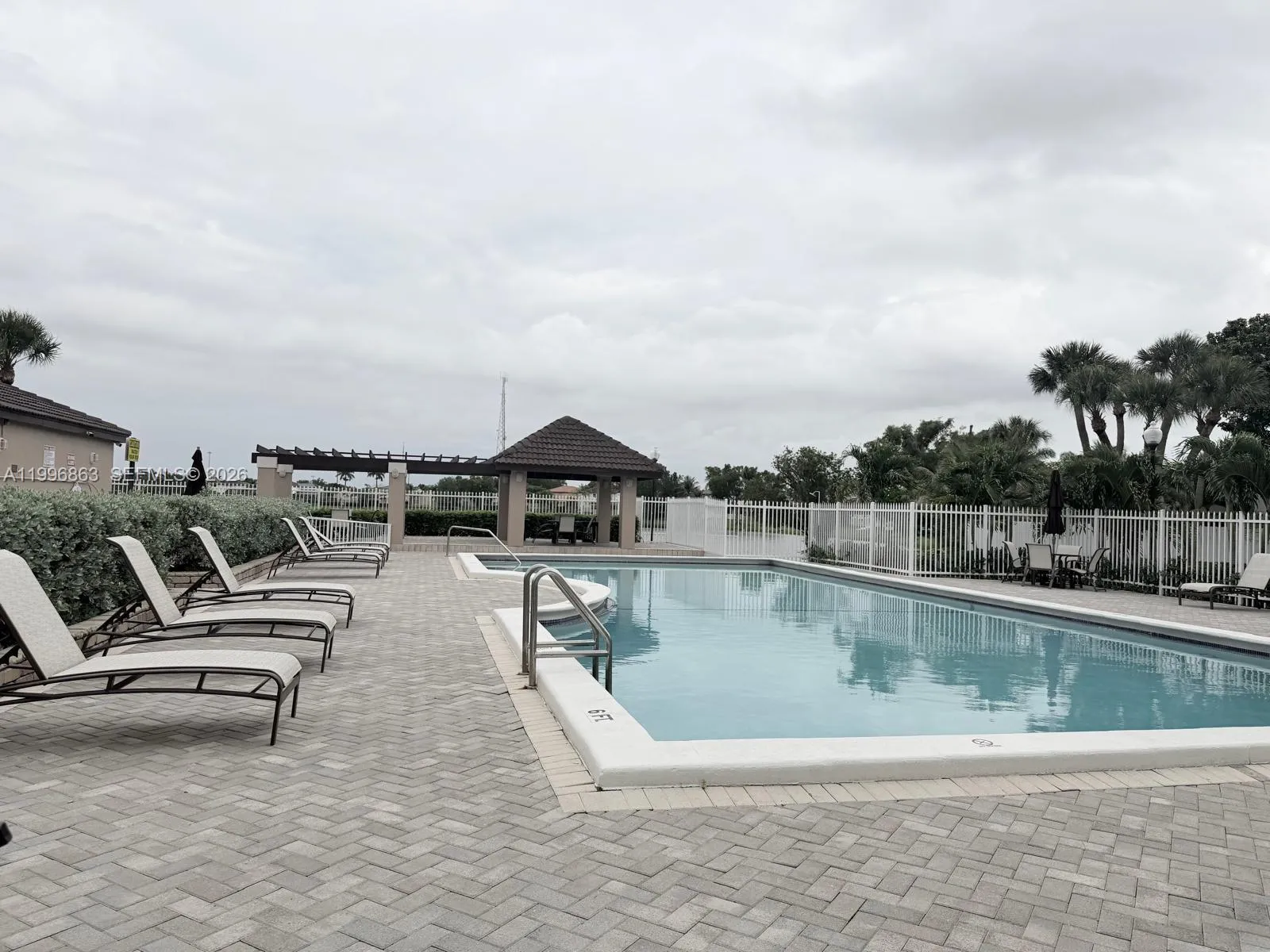 Property photo 24
