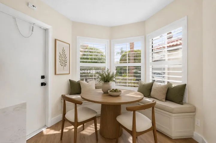 Breakfast nook. virtually staged