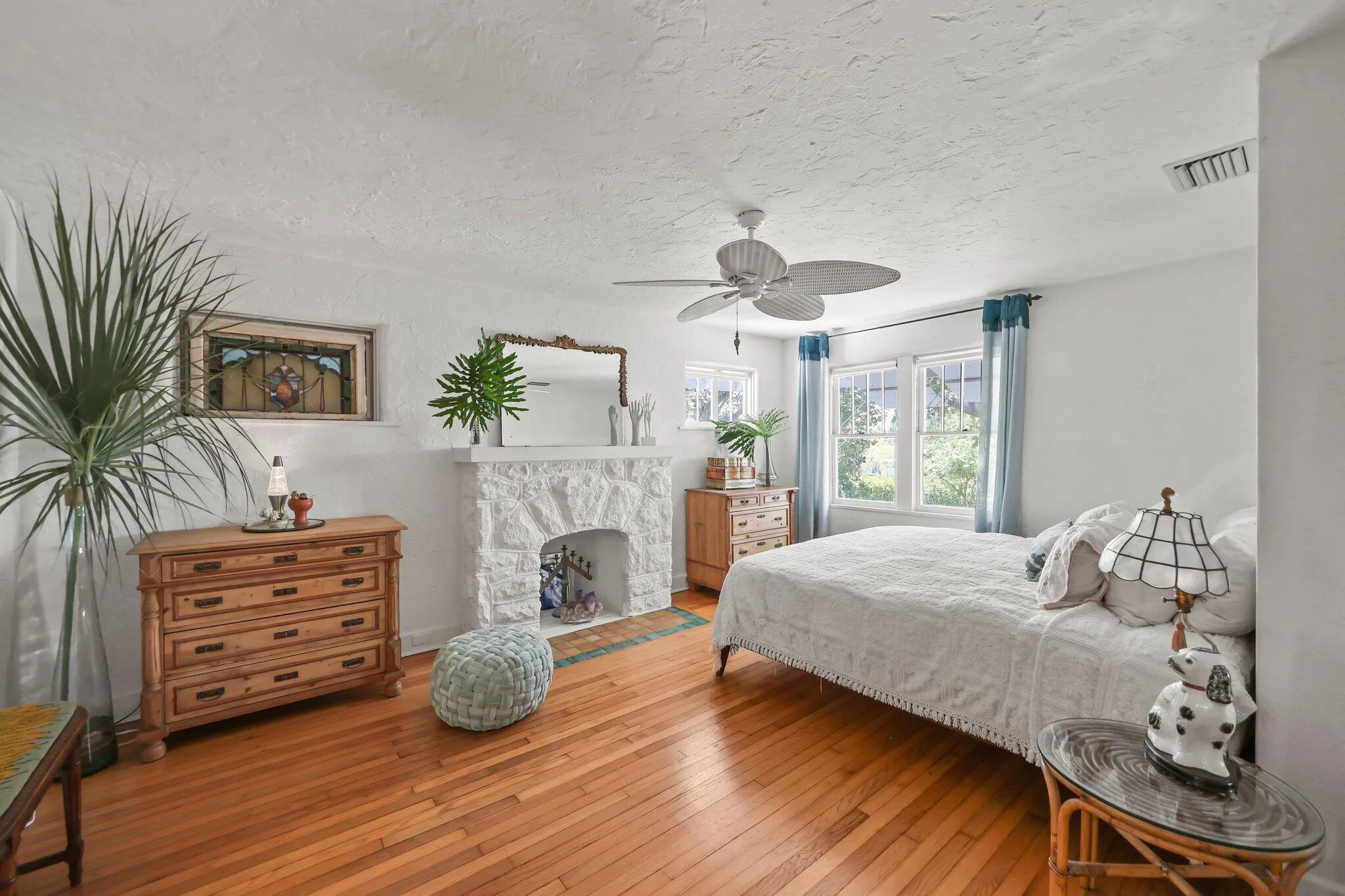Primary suite