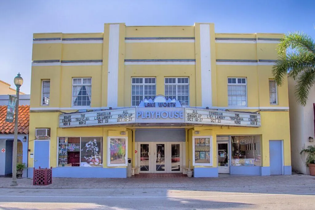Lake worth play house