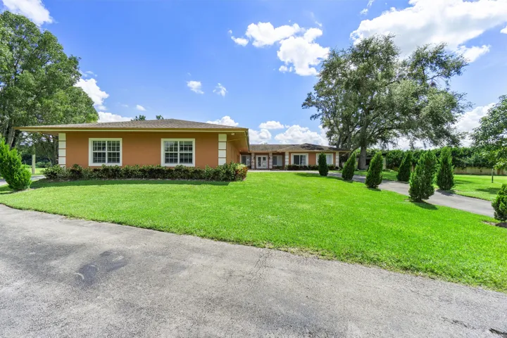7600 NW 82nd Terrace_41