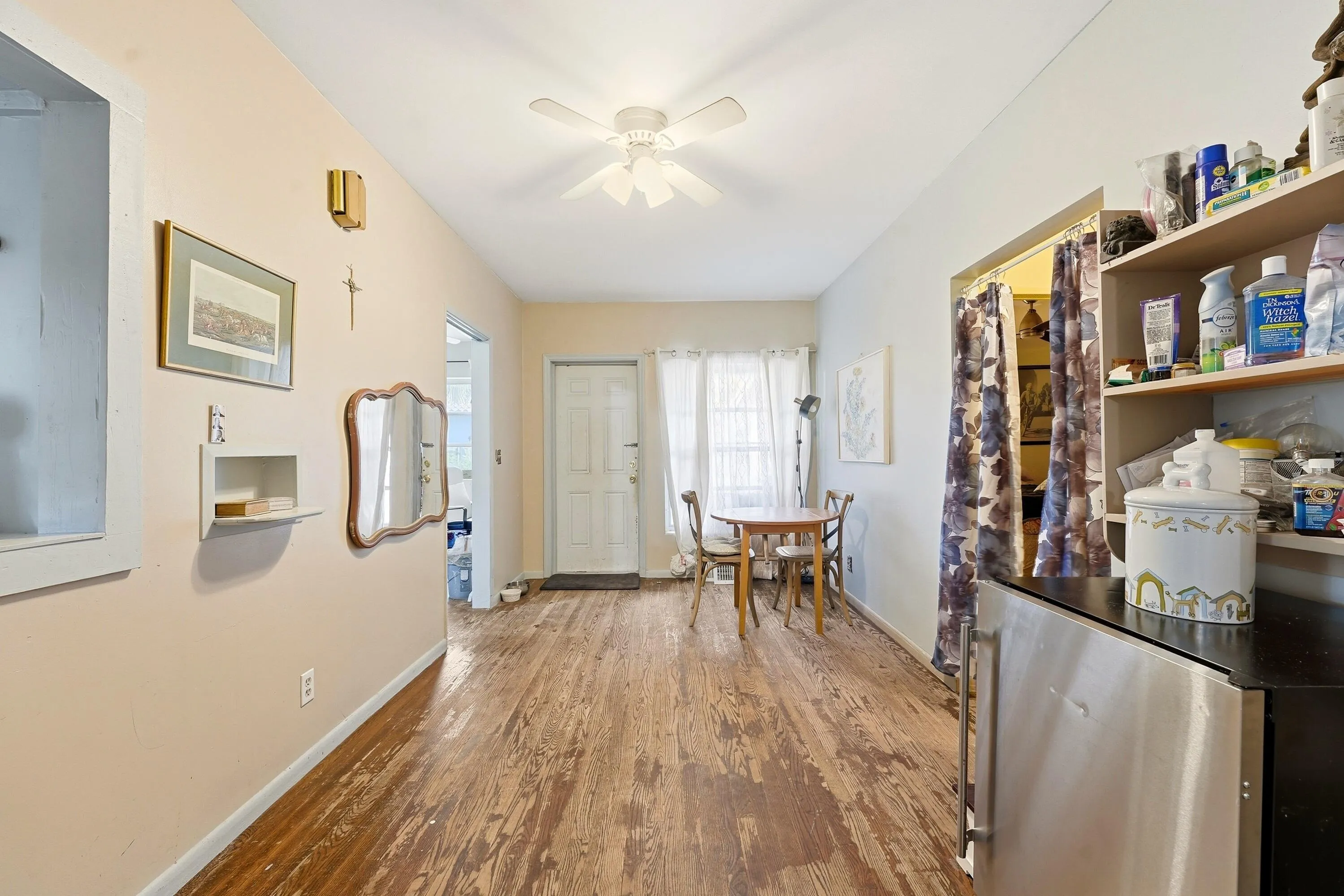 07_dining area