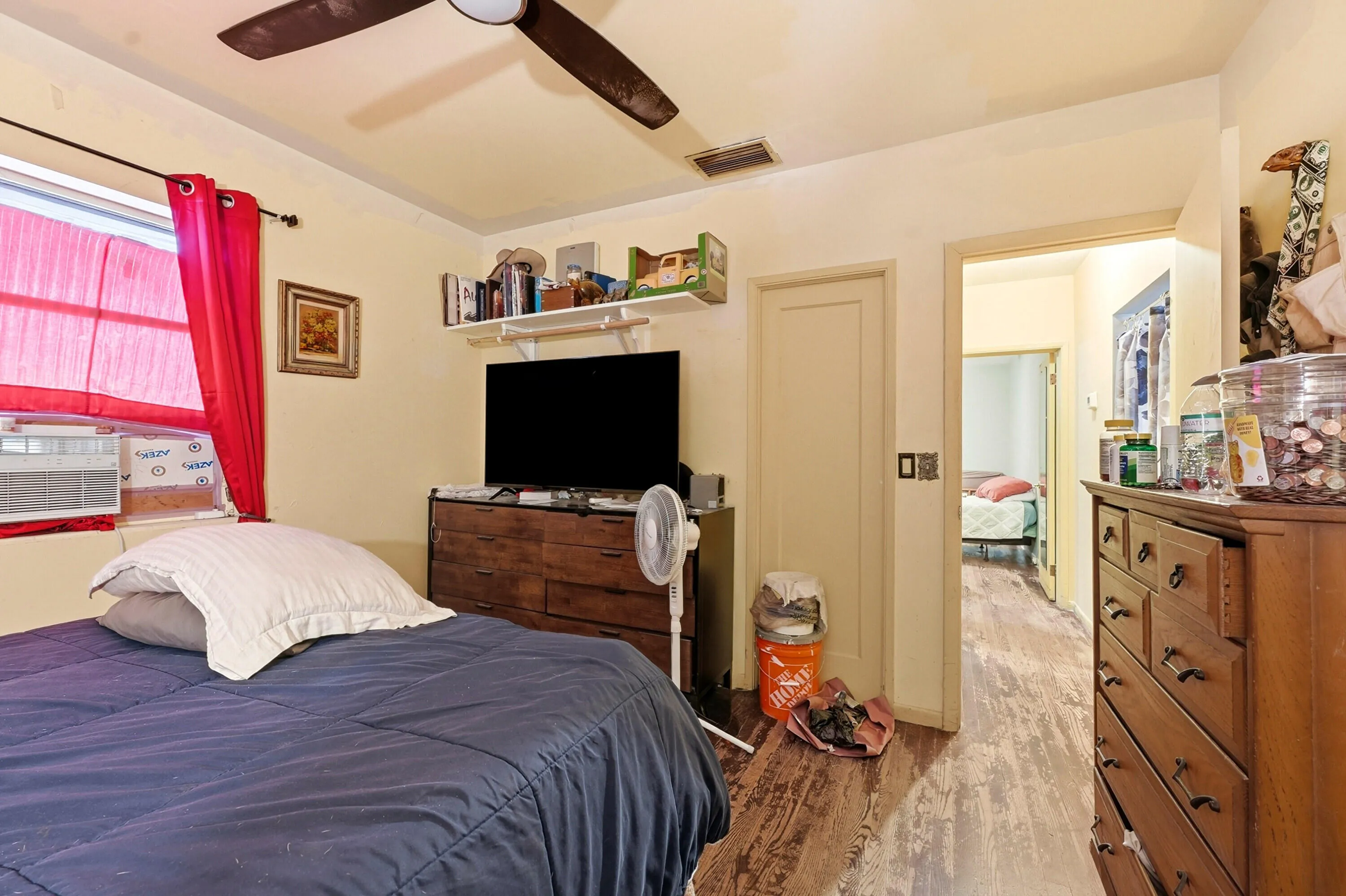 12_bedroom