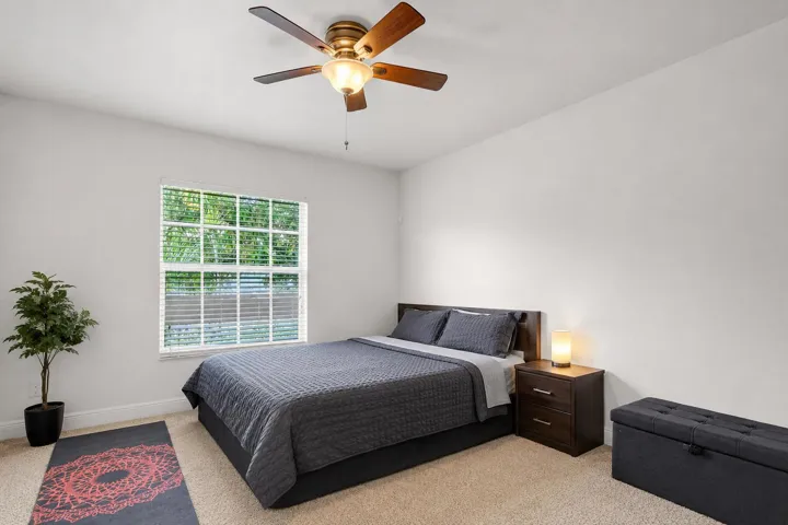Guest bedroom