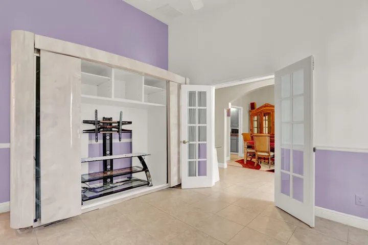 Flex room