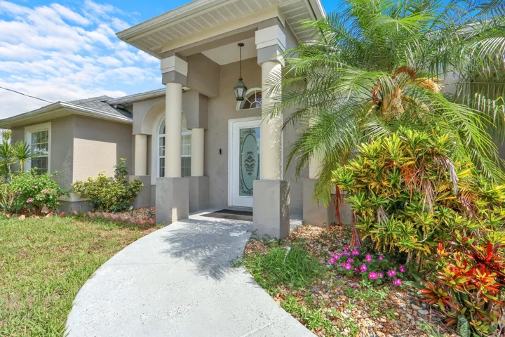 Entry walk way