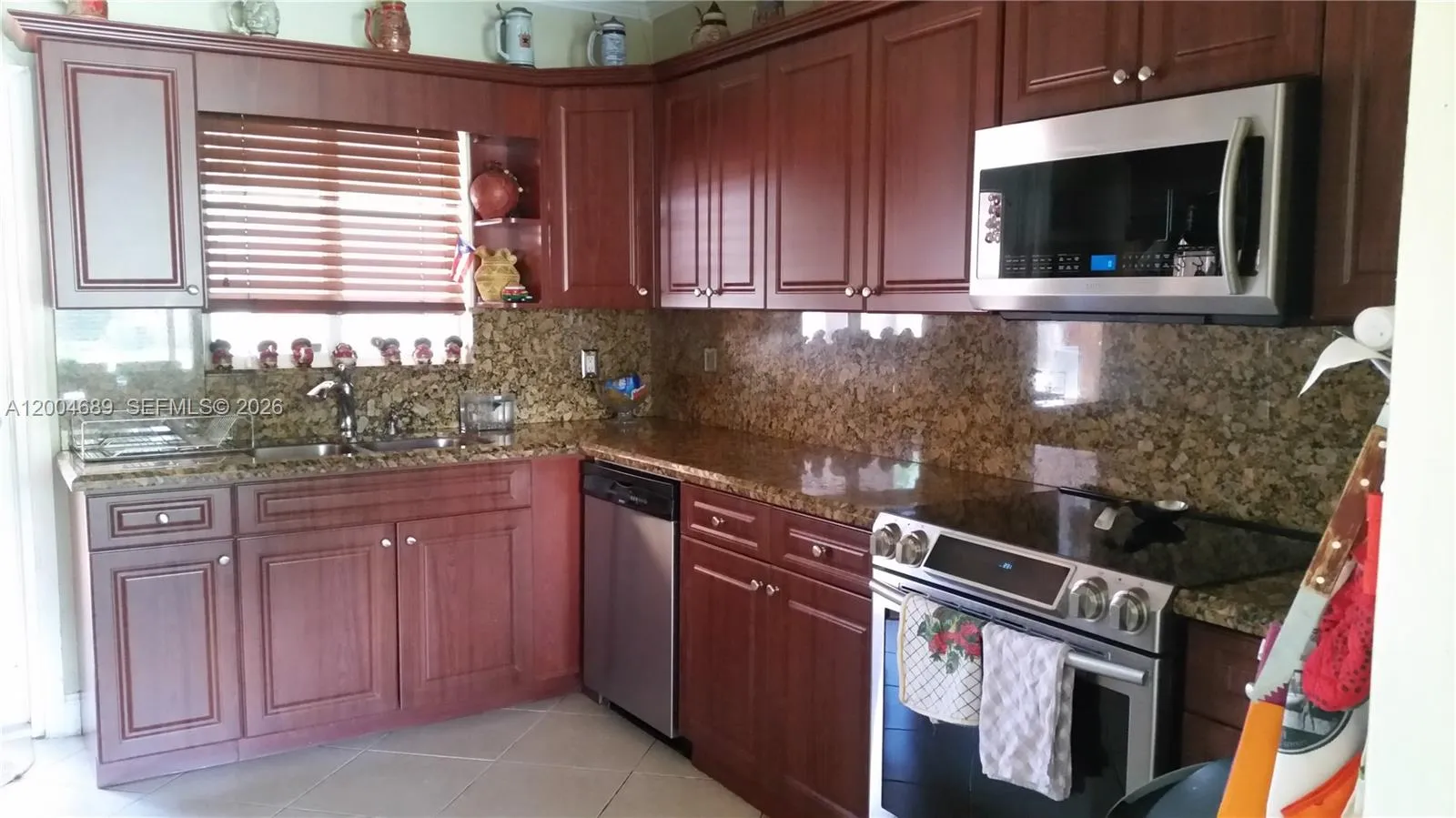 Property photo 28