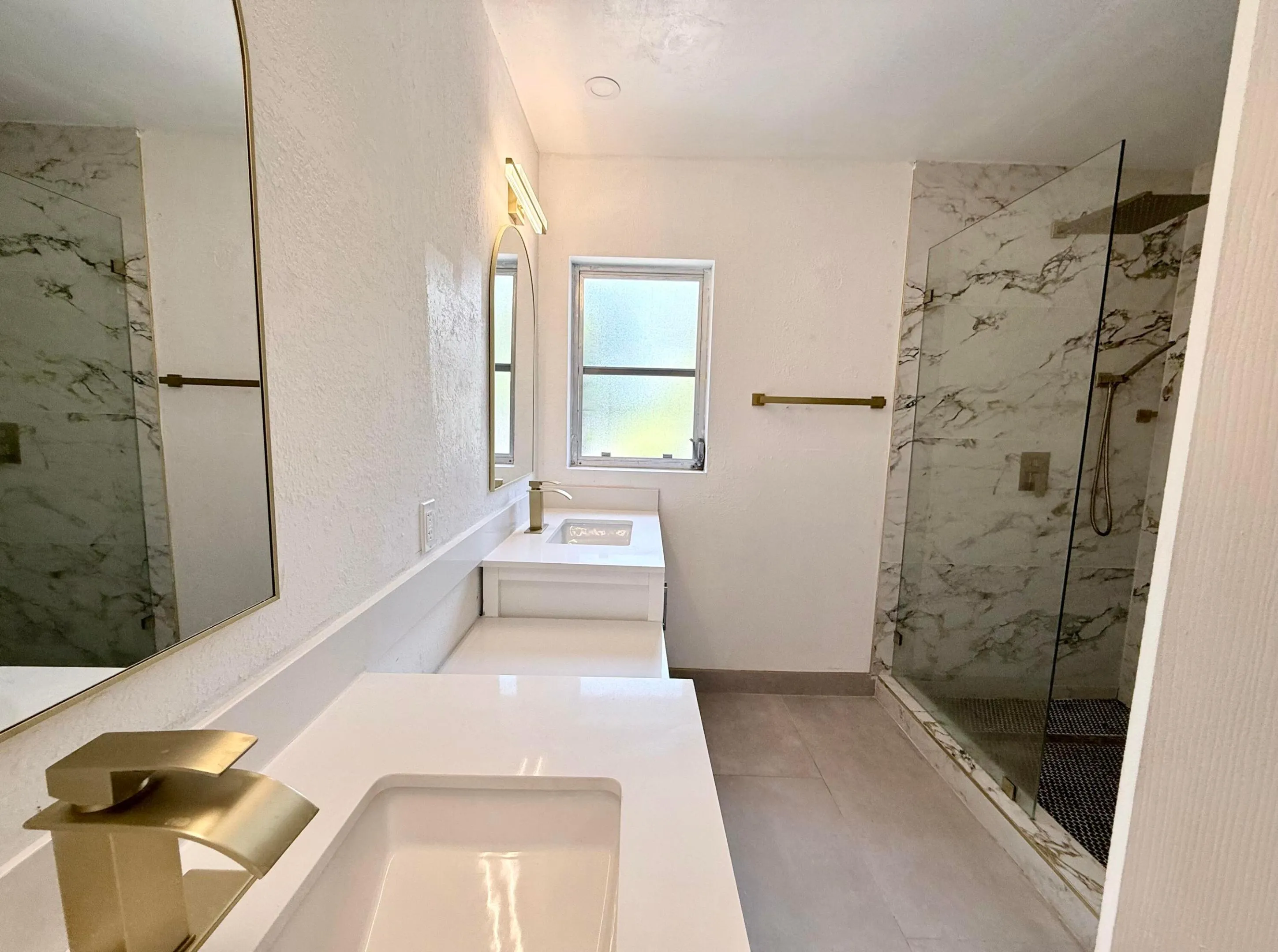 Dual Sinks