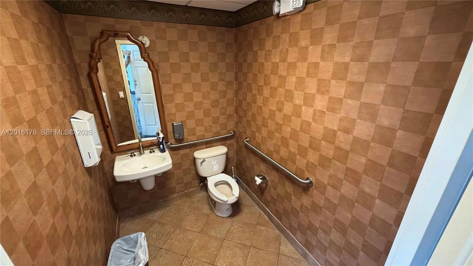 Property photo 11