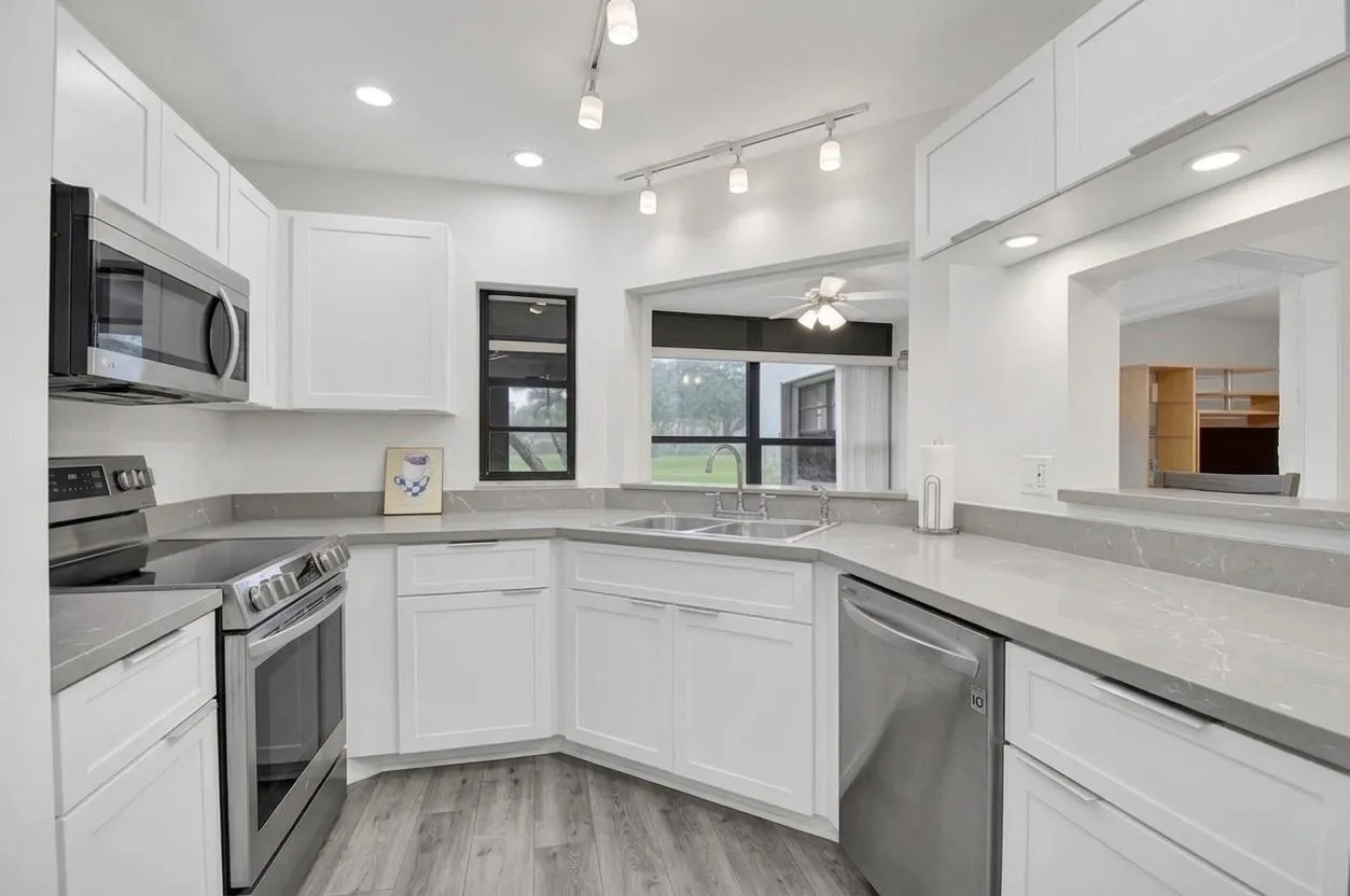 Virtually imagined kitchen is the hub station