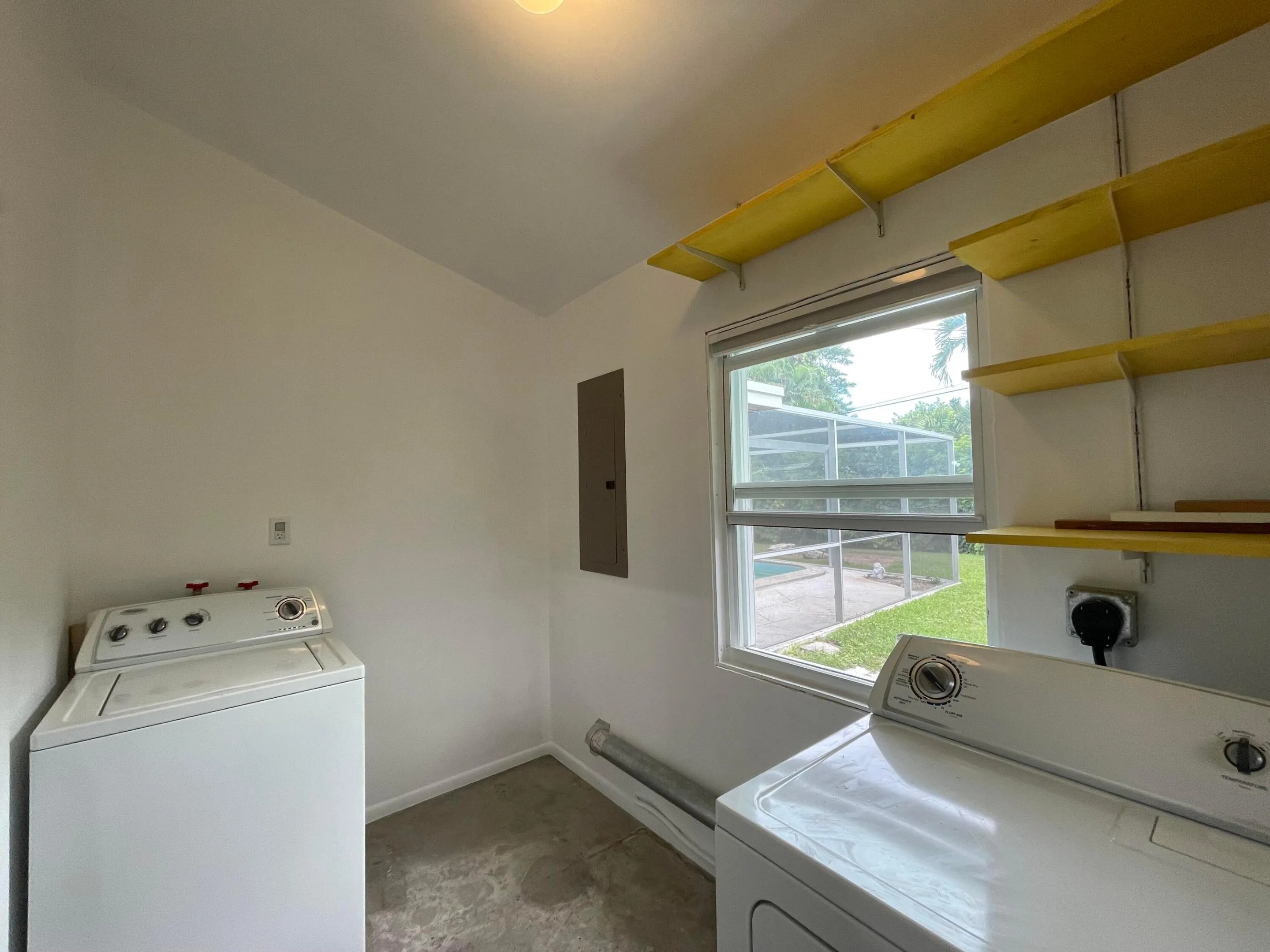 Laundry / Utility Room