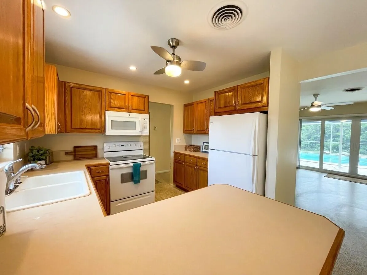 Kitchen 2