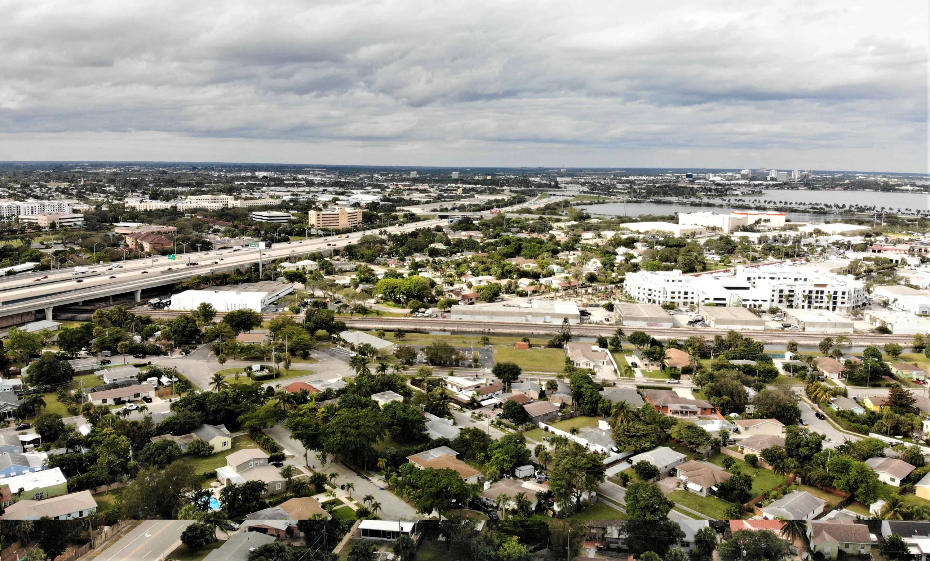 Clear-lake-and-interstate-95-west-palm-b